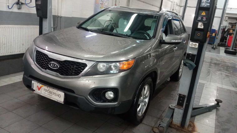 Kia Sorento 2011 года, 261 053 км - вид 2