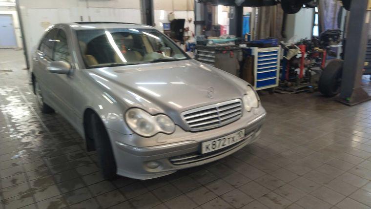 Mercedes-Benz C-класс 2006 года, 317 119 км - вид 2