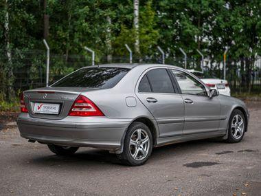 Mercedes-Benz C-класс 2006 года, 317 119 км - вид 2