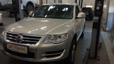 Volkswagen Touareg 2008 года, 198 898 км - вид 1