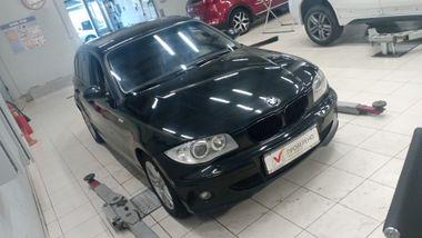 BMW 1 серия 2007 года, 111 414 км - вид 2