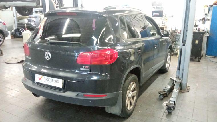 Volkswagen Tiguan,  - вид 2