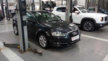 Audi A3 2011 года, 121 953 км - вид 2
