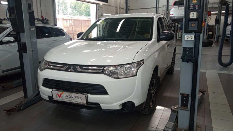 Mitsubishi Outlander, 
