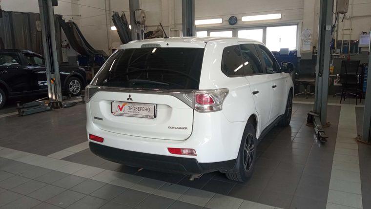 Mitsubishi Outlander,  - вид 2