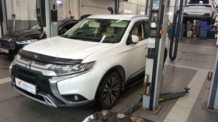 Mitsubishi Outlander, 