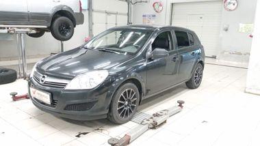 Opel Astra 2014 года, 194 729 км - вид 1
