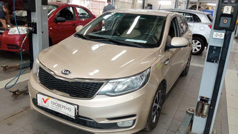 Kia Rio 2015 года, 115 981 км - вид 1
