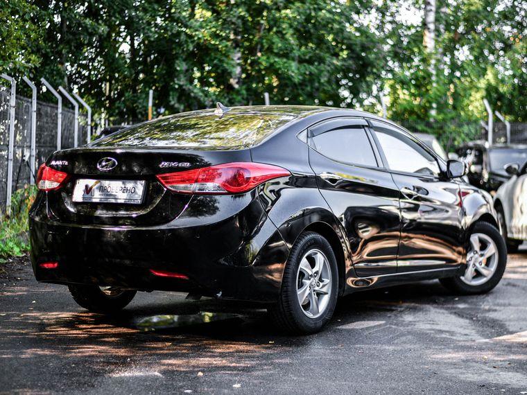 Hyundai Avante,  - вид 1