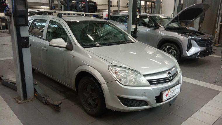 Opel Astra 2013 года, 263 000 км - вид 2