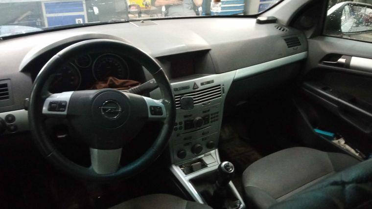 Opel Astra,  - вид 4