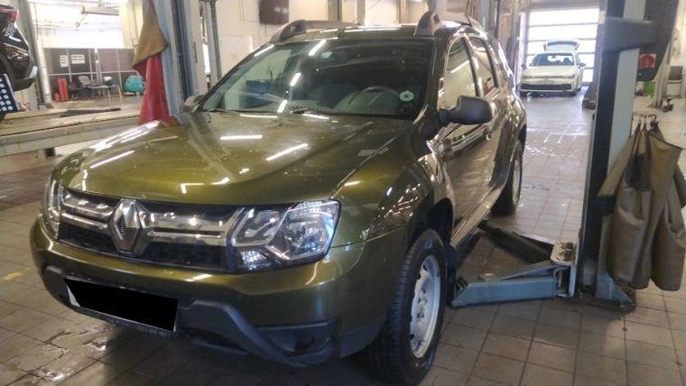 Renault Duster 2015 года, 47 645 км - вид 2