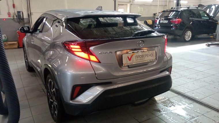 Toyota C-HR, 2020 - вид 3