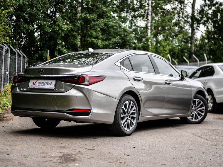 Lexus ES,  - вид 1