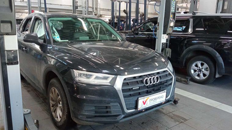 Audi Q5 2018 года, 220 095 км - вид 2
