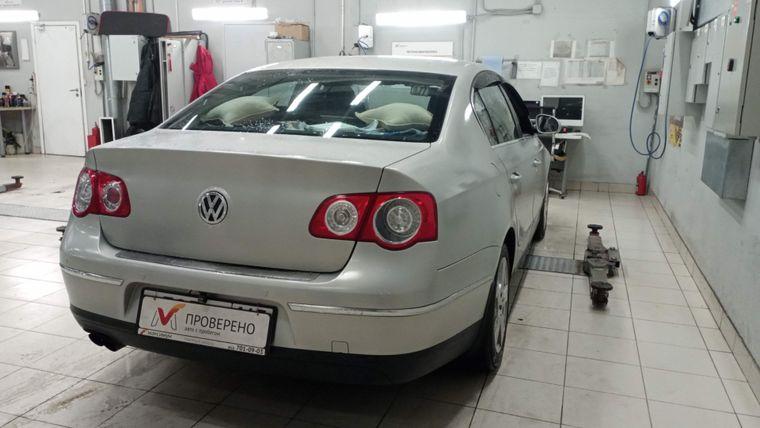 Volkswagen Passat 2010 года, 212 071 км - вид 2