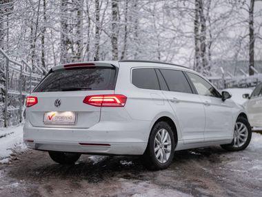 Volkswagen Passat 2018 года, 277 000 км - вид 2