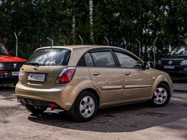 Kia Rio 2010 года, 135 293 км - вид 2