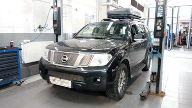 Nissan Pathfinder 2010 года, 196 027 км - вид 1