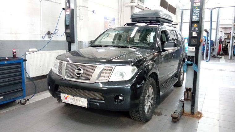 Nissan Pathfinder 2010 года, 196 027 км - вид 1