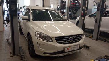 Volvo XC60 2015 года, 175 370 км - вид 2