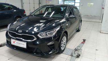 KIA Ceed 2020 года, 132 032 км - вид 1
