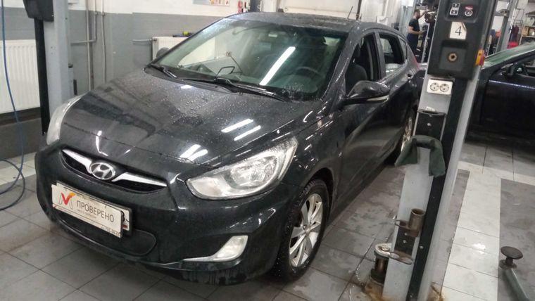 Hyundai Solaris 2011 года, 155 000 км - вид 1