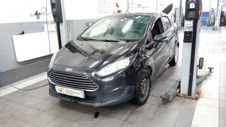 Ford Fiesta 2016 года, 151 205 км - вид 1