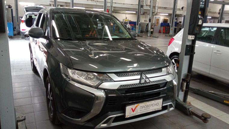 Mitsubishi Outlander,  - вид 1