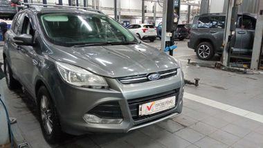Ford Kuga 2013 года, 240 421 км - вид 2