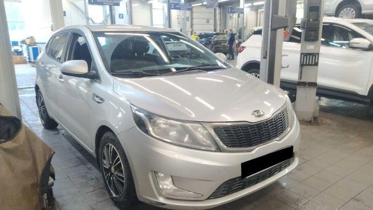 Kia Rio 2014 года, 88 392 км - вид 2