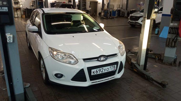 Ford Focus 2011 года, 205 500 км - вид 2