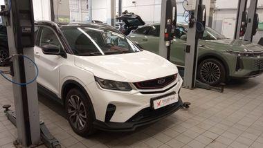 Geely Coolray 2023 года, 21 000 км - вид 2