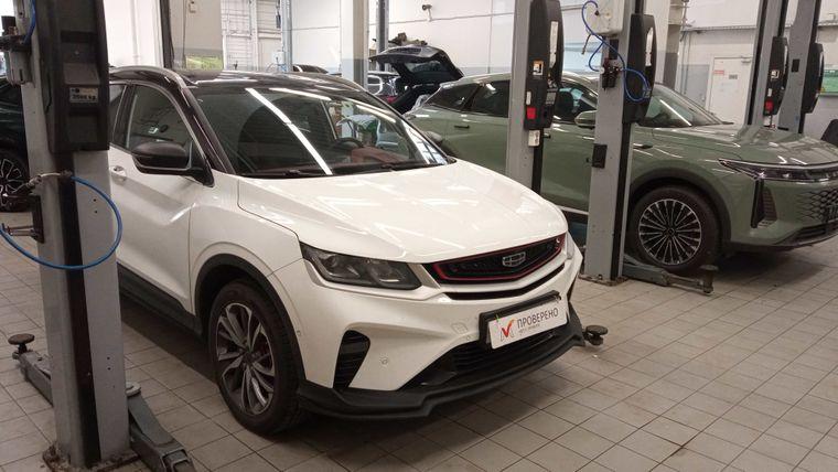 Geely Coolray 2023 года, 21 000 км - вид 2