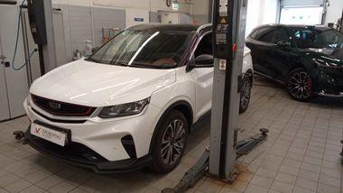 Geely Coolray 2023 года, 21 000 км - вид 1
