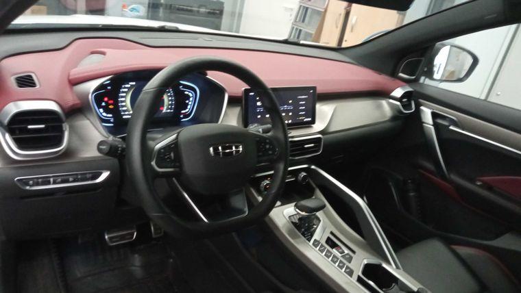 Geely Coolray,  - вид 4