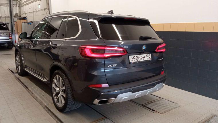 BMW X5, 2019 - вид 3
