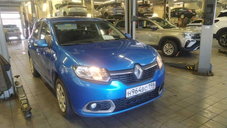 Renault Sandero 2015 года, 137 219 км - вид 2