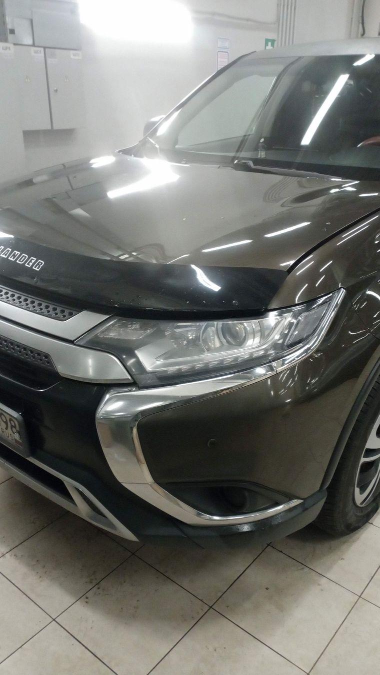 Mitsubishi Outlander 2019 года, 313 000 км - вид 1