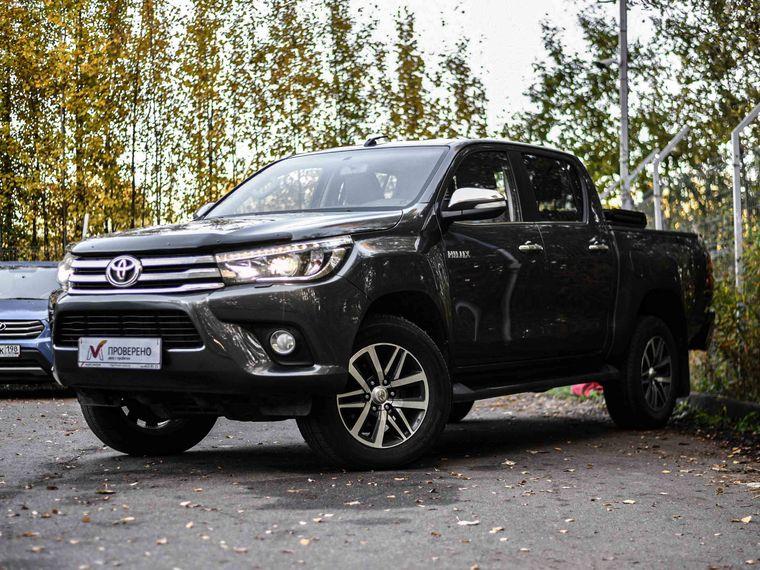 Toyota Hilux 2015 года, 132 325 км - вид 1