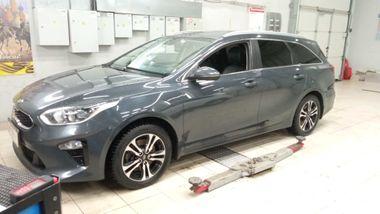 Kia Ceed 2020 года, 89 918 км - вид 1