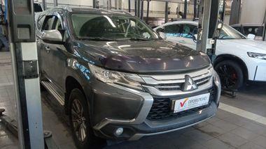 Mitsubishi Pajero Sport 2018 года, 168 271 км - вид 2