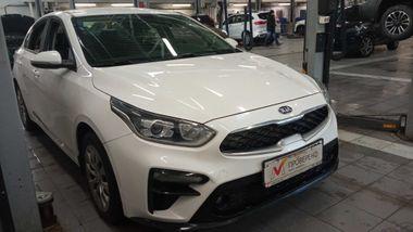 Kia Cerato 2018 года, 102 955 км - вид 2