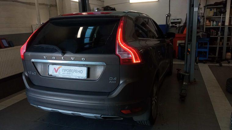 Volvo XC60,  - вид 2