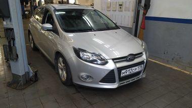 Ford Focus 2012 года, 61 583 км - вид 2