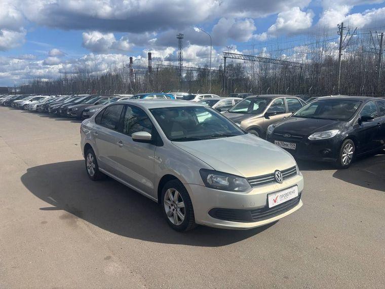 Volkswagen Polo, 2015 - вид 2