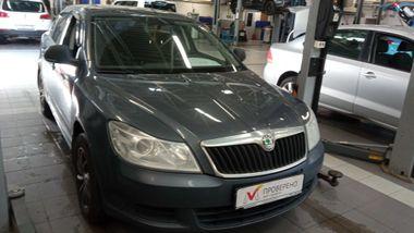 Skoda Octavia 2011 года, 301 196 км - вид 2