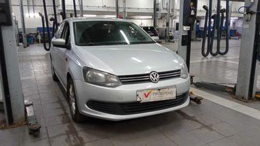 Volkswagen Polo 2015 года, 274 335 км - вид 2