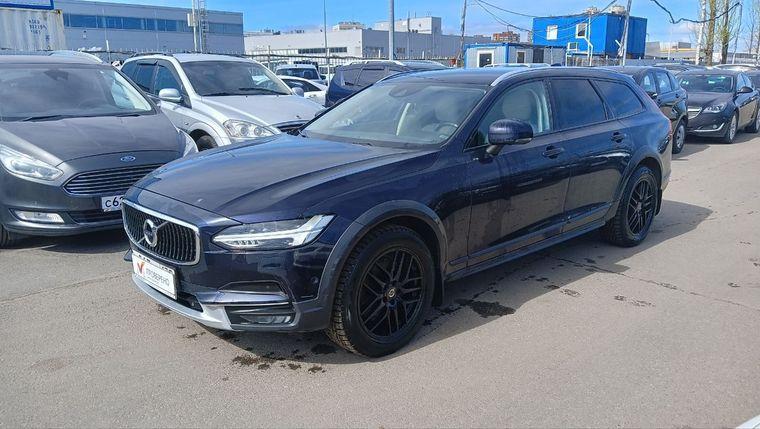 Volvo V90 Cross Country, 2017