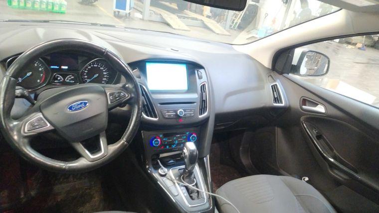 Ford Focus,  - вид 4